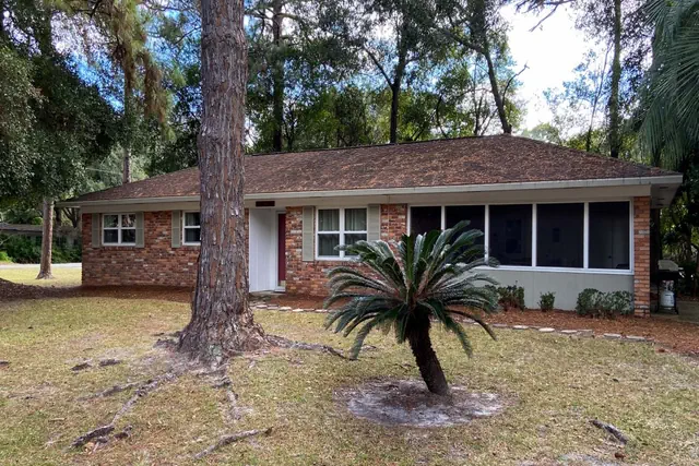 Photo 1 - Island Pines