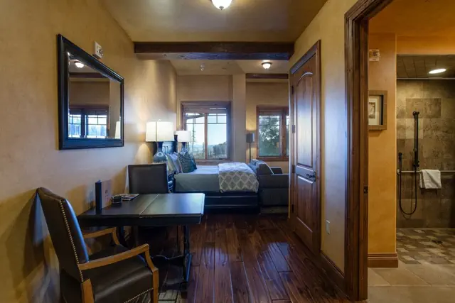 Photo 1 - Grand Lodge - Studio #205 - Ski-in/ski-out