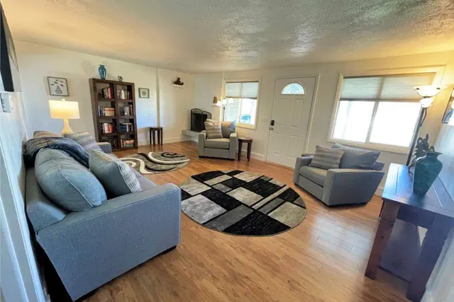 Photo 1 - Carnation House