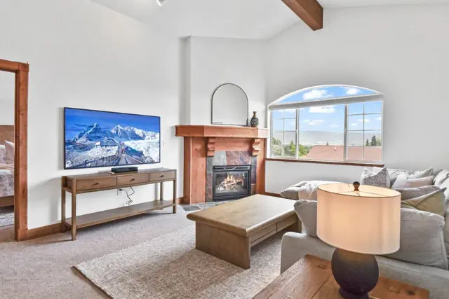 Photo 1 - Villa 3073 2 Bed 2 Bath Full Kitchen New