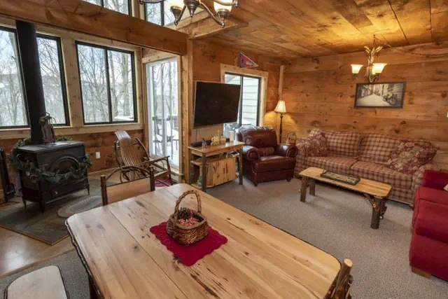 Photo 1 - Seven Springs 3 BR Deluxe Condo, Near Golf Course