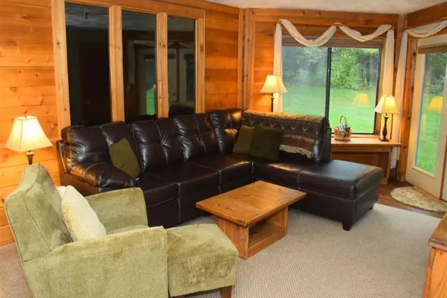 Photo 1 - Seven Springs 3 BR Condo, walk to slopes!