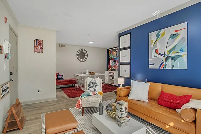 Photo 1 - Retro Chic Luxury Apt mins to ATL Braves Stadium