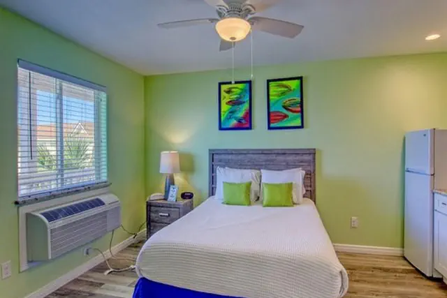 Photo 1 - BeachGate Condo Suites and Hotel - Hotel Effic 1 Queen