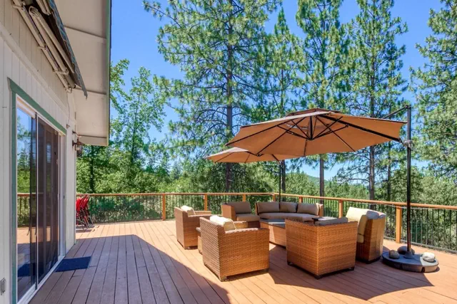 Photo 1 - Yosemite Gateway Cabin | Valley Views, Sleeps 10