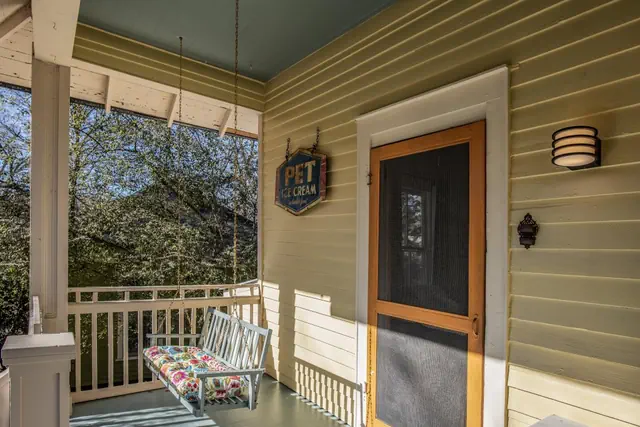 Photo 1 - Lenoir Cottage