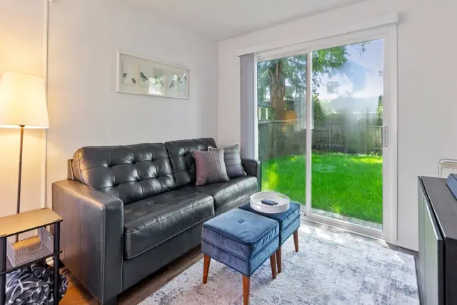 Photo 1 - Snug Spot 70 - Close to Downtown & Autzen