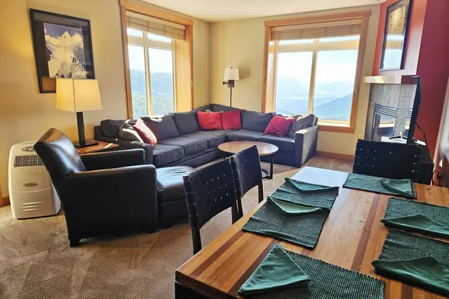 Photo 1 - Schweitzer PM: White Pine 407 - 2BR w/ Kings & Lake View