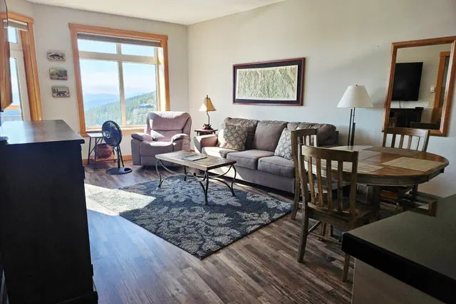 Photo 1 - Schweitzer PM: Cozy 1BD White Pine 509