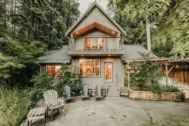 Photo 1 - 70MBR- Hot Tub - BBQ - Wi-Fi - Pets Ok - Sleeps 8