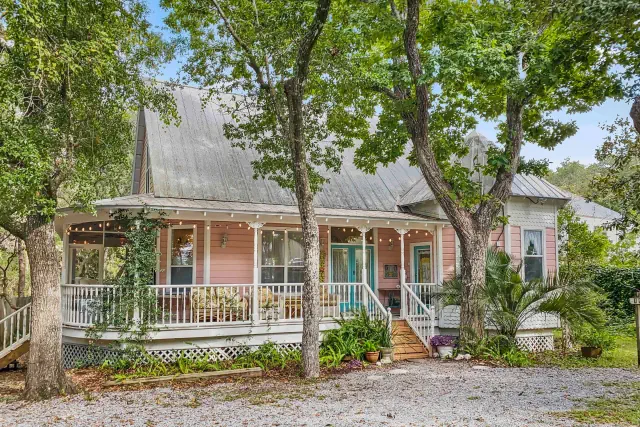 Photo 1 - The Pink House | Sleeps 12 | 2-minute walk from Seaside/Beach