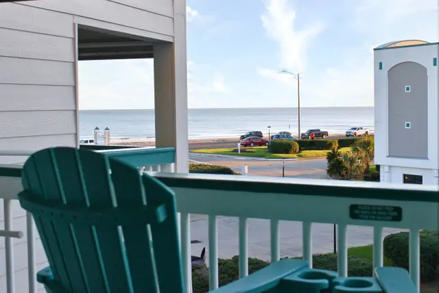 Photo 1 - Me Time, We Time (Casa Del Mar #214)