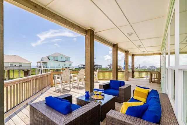 Photo 1 - King Bed, Beach Views, The Lost Salt Surf Shack