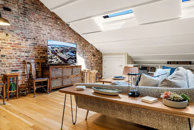 Photo 1 - Luxury Penthouse in Downtown Portland