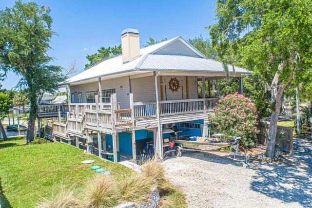 Photo 1 - Honky Tonk Hideaway