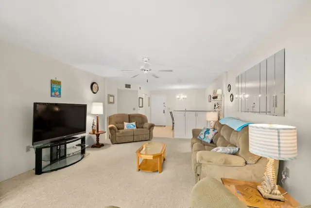Photo 1 - Cozy Ocean Condo with Pool & More