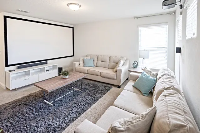 Photo 1 - 5BR Solterra Villa|Pool•Jacuzzi•Game Room