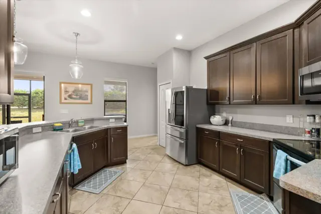 Photo 1 - 3BR Lake Wales | Game Room | BBQ | 45 Min to Disney | Sleeps 6
