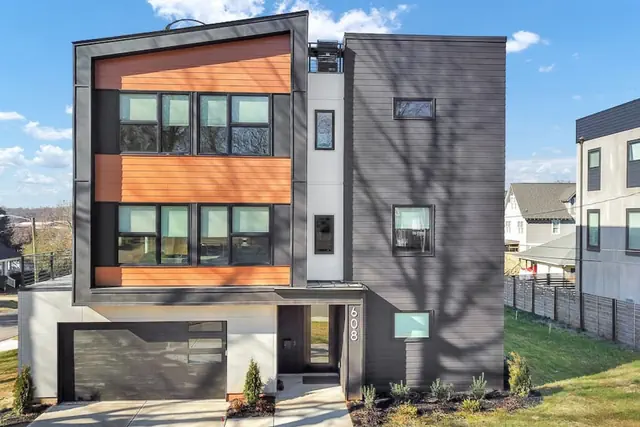 Photo 1 - Luxurious Charlotte Retreat: Rooftop Views & Pool & Outdoor Kitchen