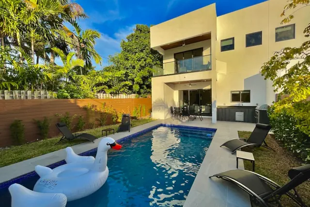 Photo 1 - The Botanical Oasis in Las Olas with Pool Near the Beach