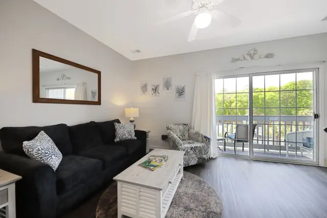 Photo 1 - Sea Trail 2 Bd/2 Bath with pool and close to beach