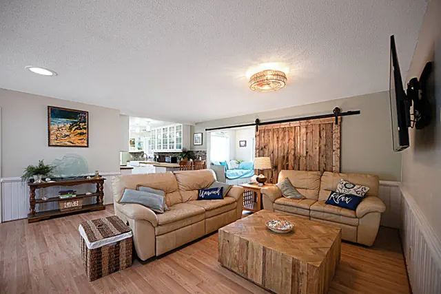 Photo 1 - Family Beach House: 3 BR - - Dogs Welcome Tranquil Turtle