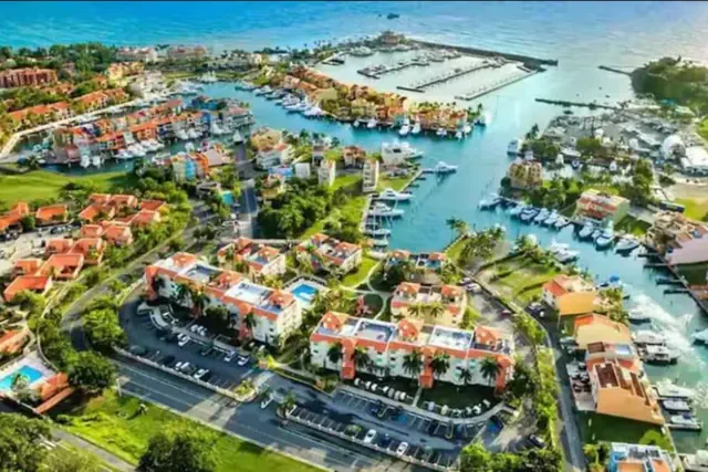 Photo 1 - Private Oasis in Gated Community - Private Beach!