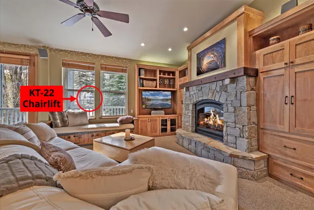 Photo 1 - Palisades Ski-in Ski-Out Condo Spacious Top Floor
