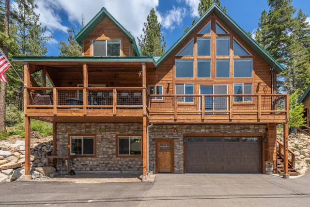 Photo 1 - Lakeview Cabin on Donner Lake for 10+ Hot-Tub
