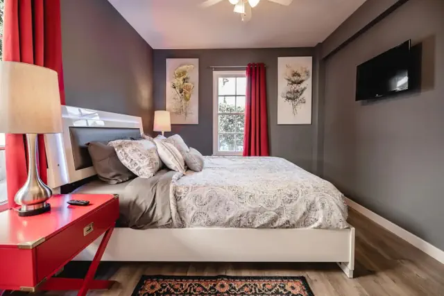 Photo 1 - FANTASTIC RENOVATED 1BR HOME with PRIVATE FENCED PATIO in NOHO ARTS DISTRICT p21