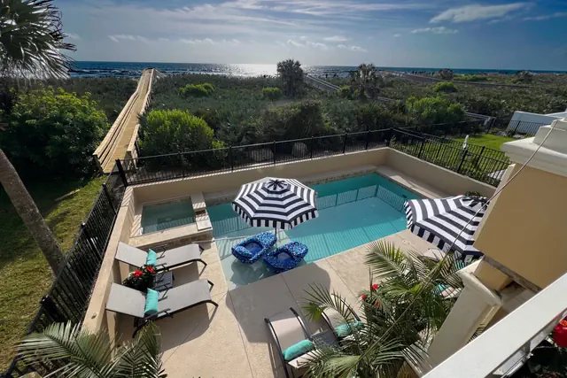 Photo 1 - Luxury Beachfront 4BR | Private Beach | Deck Views