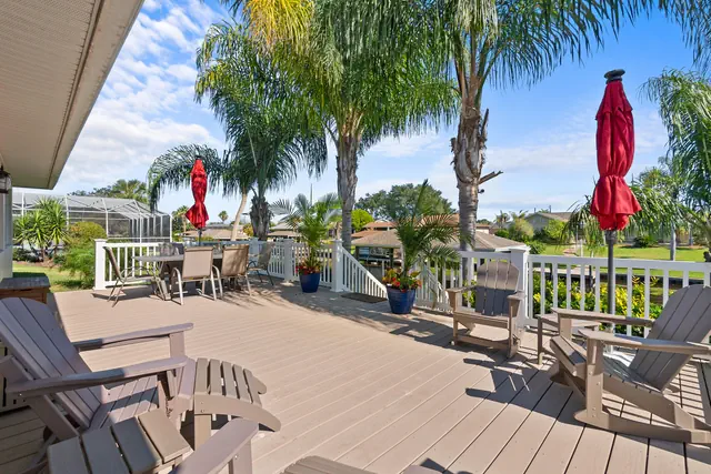 Photo 1 - Spacious Waterfront Family Gem - Dock - 5min Beach