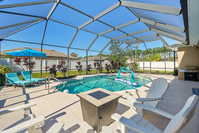 Photo 1 - Sea LaVie - 5BR Family Retreat with Pool, Lanai, Bikes & Games