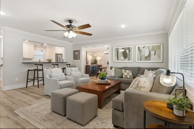 Photo 1 - Helena Haven: Spacious 4BR/3BA, 5 King Beds, Pet-Friendly & Private Yard