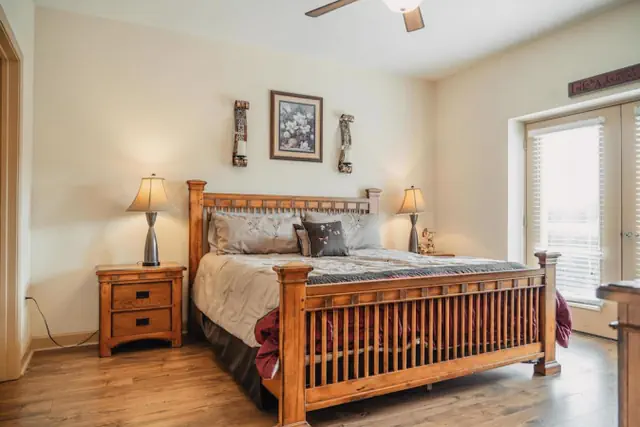 Photo 1 - Unit 3105 - Mountain View Condos