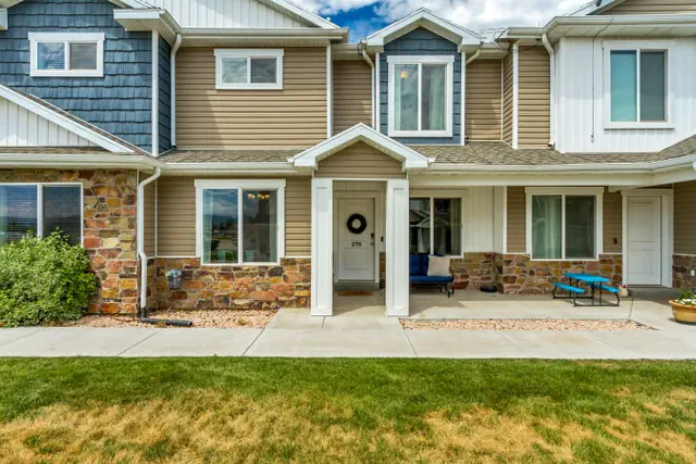 Photo 1 - Seasons at Bear Lake by Cloud Dream Homes