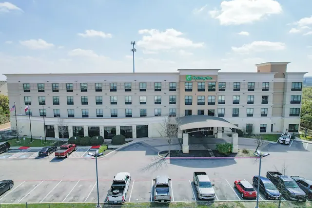 Photo 1 - Holiday Inn San Antonio N - Stone Oak Area by IHG
