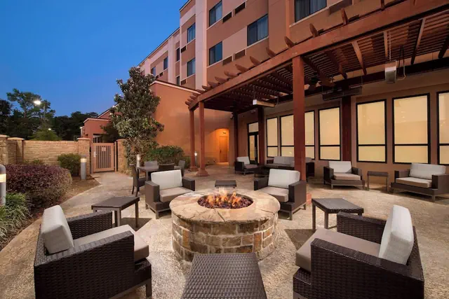 Photo 1 - Courtyard by Marriott Tyler
