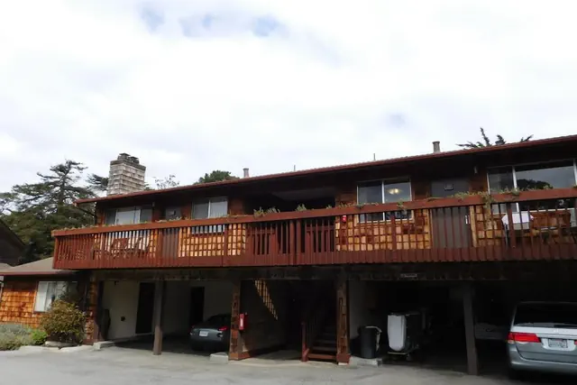 Photo 1 - Pacific Gardens Inn