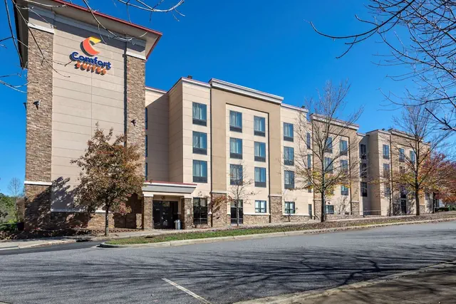 Photo 1 - Comfort Suites Huntersville near Lake Norman