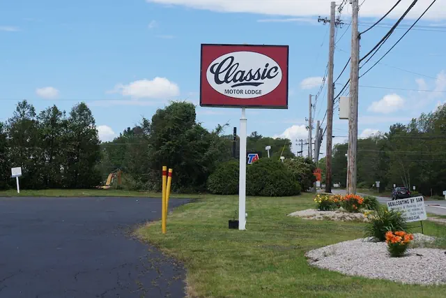Photo 1 - Classic Motor Lodge West Green