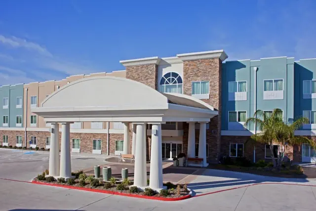 Photo 1 - Holiday Inn Express & Suites Rockport - Bay View by IHG