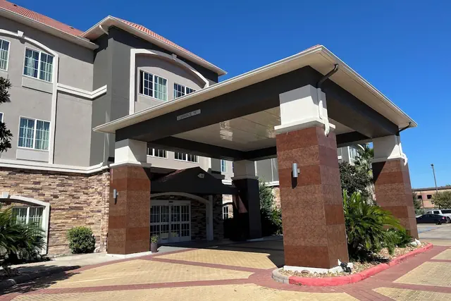 Photo 1 - La Quinta Inn & Suites by Wyndham Houston Energy Corridor