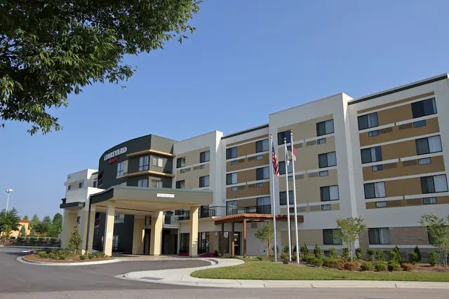 Photo 1 - Courtyard by Marriott Raleigh North