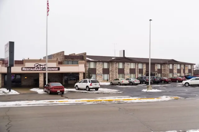 Photo 1 - The Ridge Hotel Portage