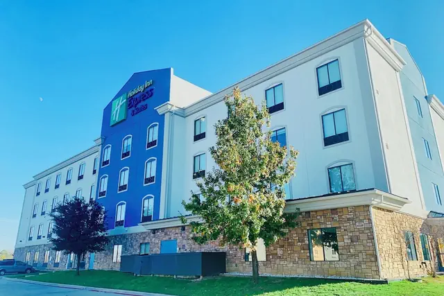 Photo 1 - Holiday Inn Express & Suites Denton North by IHG