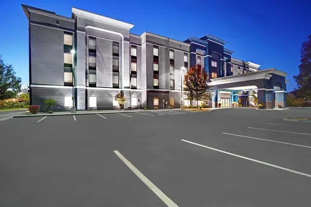 Photo 1 - Hampton Inn & Suites Syracuse Dewitt