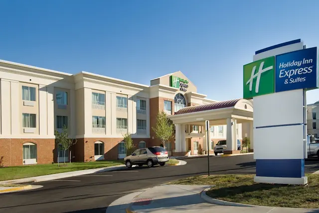 Photo 1 - Holiday Inn Express & Suites Alexandria - Fort Belvoir by IHG