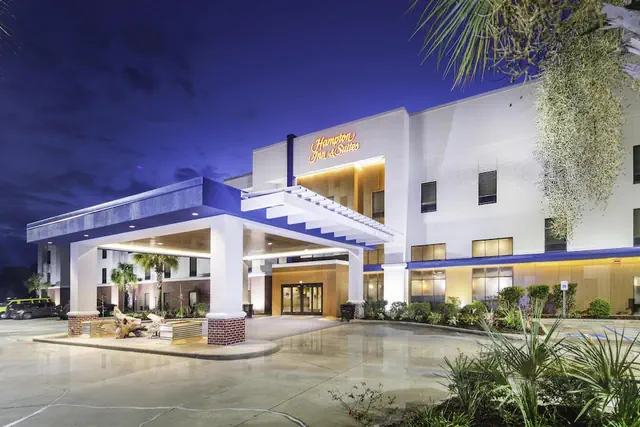 Photo 1 - Hampton Inn & Suites New Iberia Avery Island