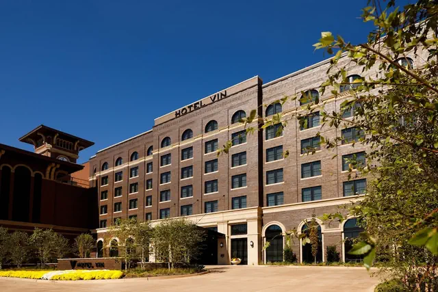 Photo 1 - Hotel Vin, Grapevine, Autograph Collection